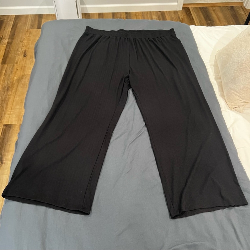 Cotton On Sz 20 Wide leg ribbed Soft pants